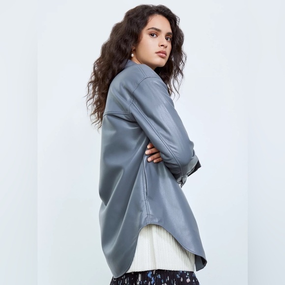 NWOT Aritzia Wilfred The Ganna Shirt Jacket Vegan Leather‎ Shacket Gray M - Picture 9 of 17